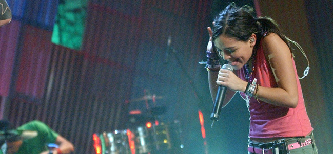 Miércoles nostálgico: ‘En el 2000’, de Natalia Lafourcade.